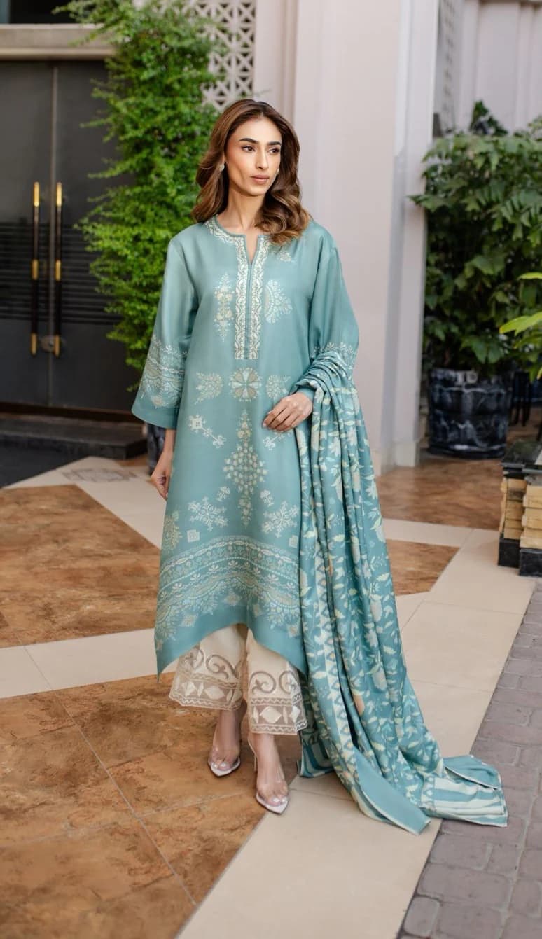 Sage Green Printed Lawn 3-Piece Suit