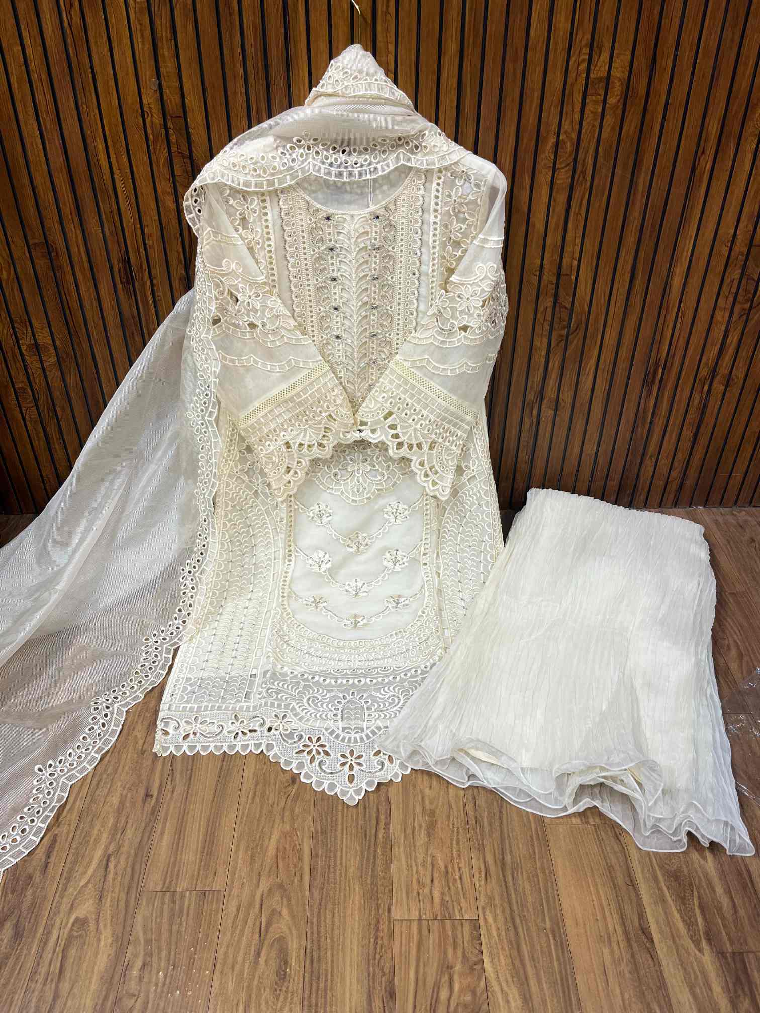 Off White Heavy Embroidered Luxury Party Wear Suit with Crushed Dupatta
